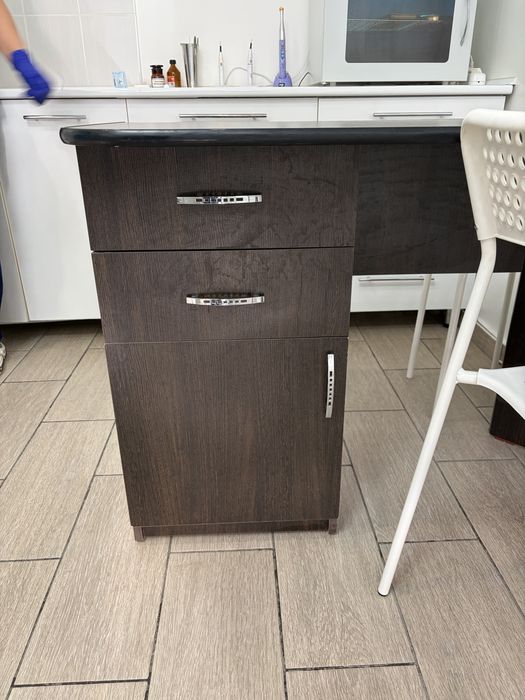 Продам стол в отличном состоянии