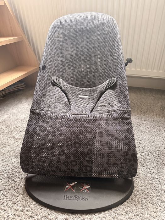 Бебешки шезлонг Baby Bjorn