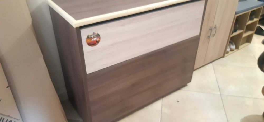 Легло и ракла 82 на 190 с шкафове