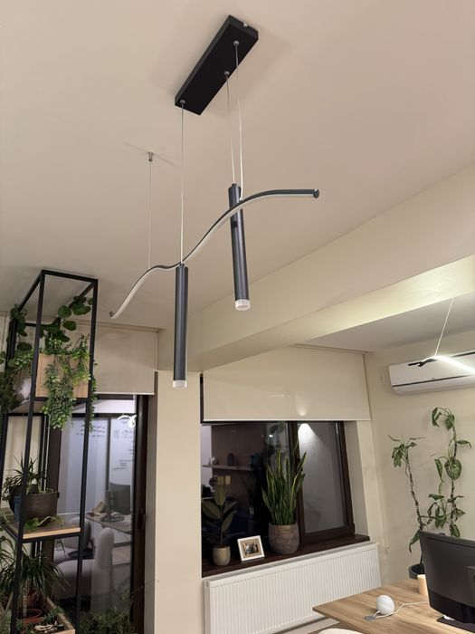 Lustra LED cu lumina alba