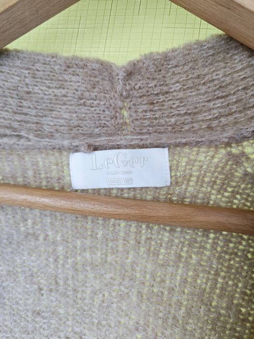 Вълнена дълга жилетка