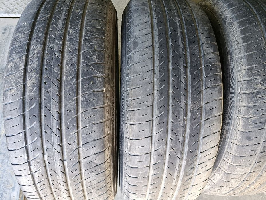 Продам комплект шин Maxxis