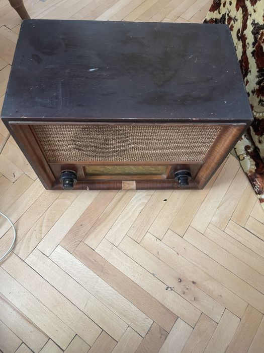 radio pe lampi siemens vintage de colectie foarte vechi