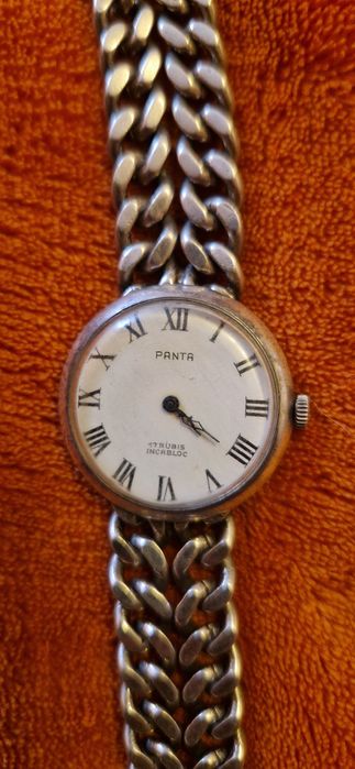 Сребърен часовник