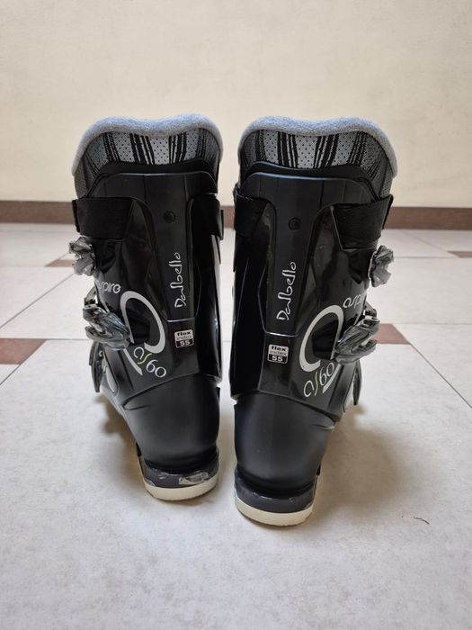 Ботинки для горных лыж