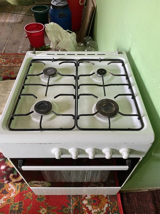 sifatli ishlab turgan gaz plita