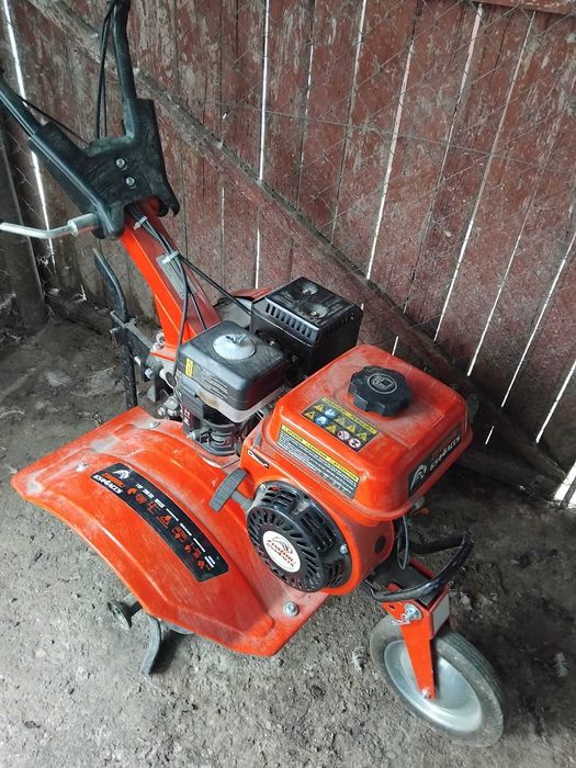 Motosapa semiprofesionala 6544ACC  Zimbru, 7 CP, 3 viteze + accesorii