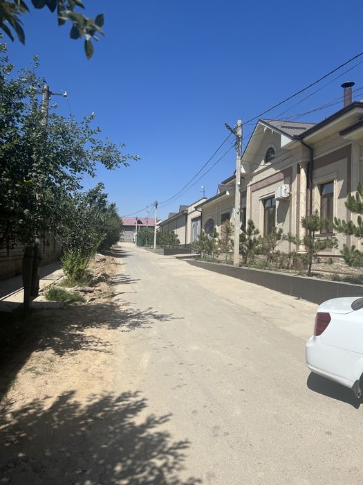 Kok terak generalda Yer sotiladi 6 sotix