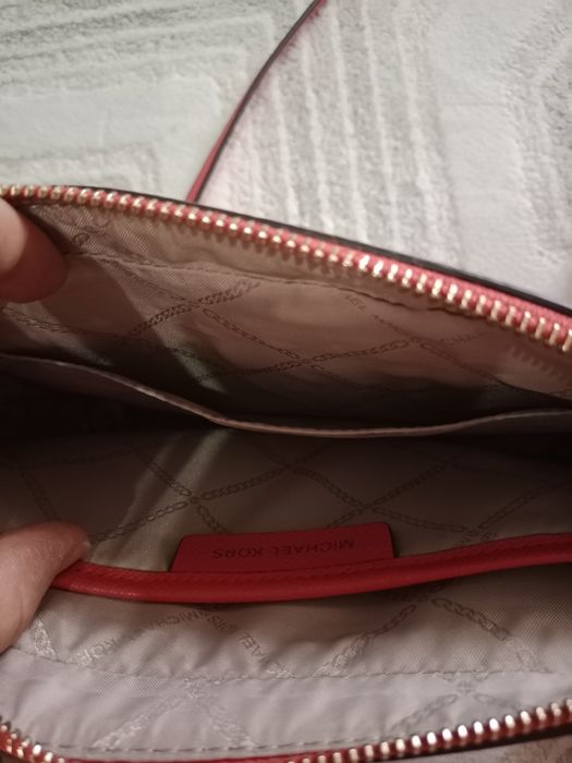 Продам сумку Michael Kors