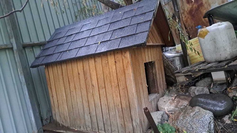 Бука утеплённая ля собак.