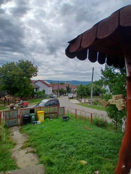 Vând casa în uriu județul Bistrița-Năsăud