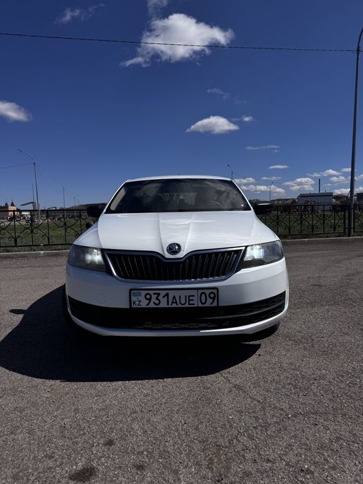 Шкода рапид продам