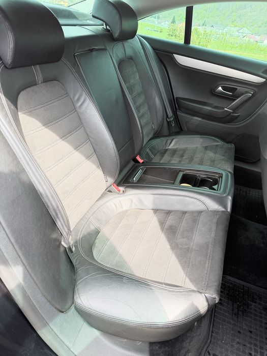 Volkswagen Passat CC.
