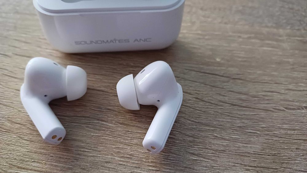 Tzumi SoundMates ANC earbuds