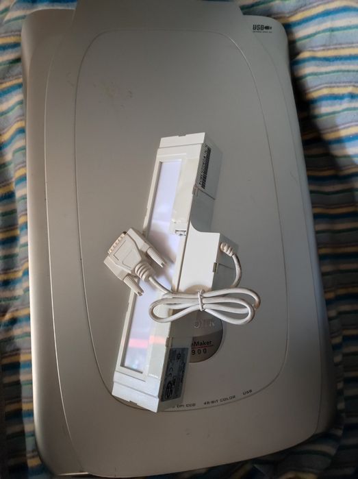 Сканер Microtek ScanMaker 4900