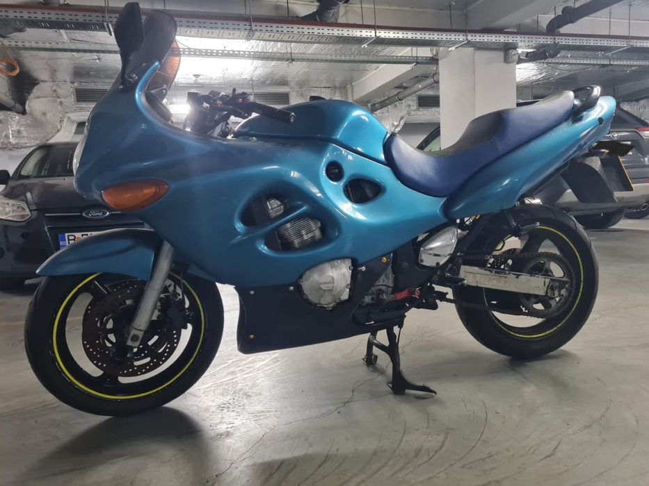 Suzuki GSX 600 F