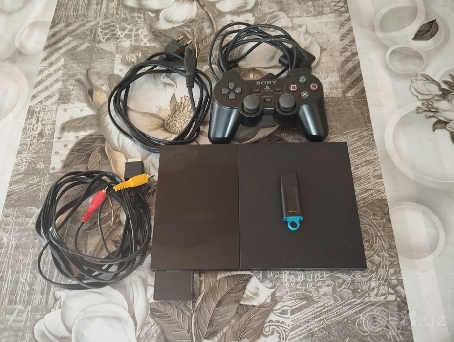 Игровая приставка Playstation 2 прошитая 64 gb
