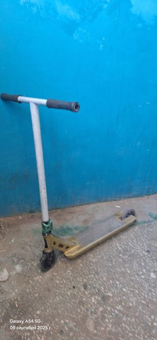 Продам самокат..