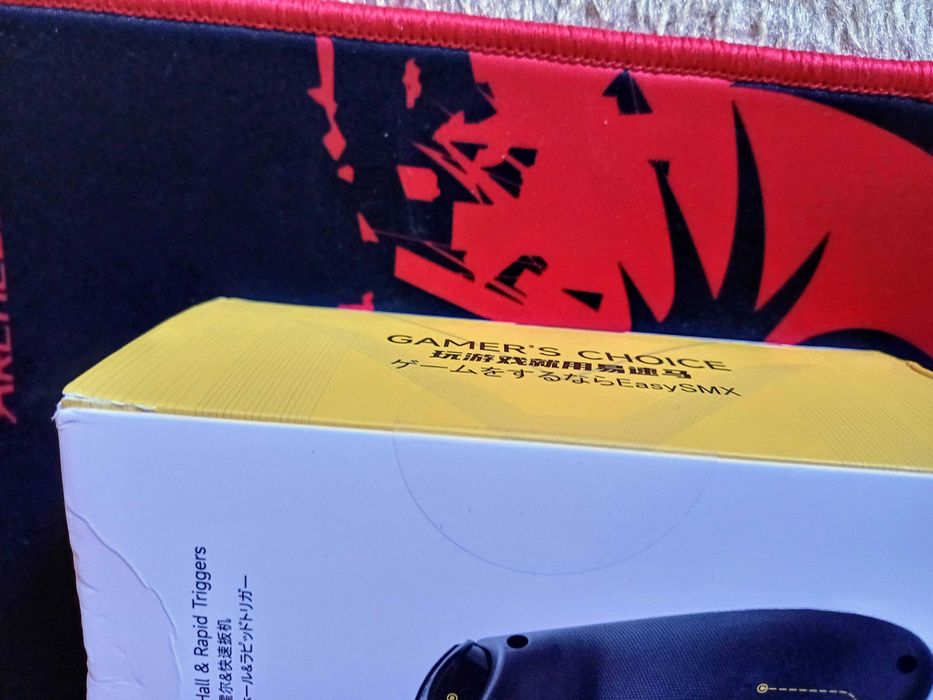 Мобилен геймпад EasySMX M15 Bluetooth Android/iPhone/Switch ЧИСТО НОВ!