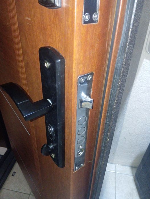 Вскрытить замков  Eshik ochish xizmati. установка замок