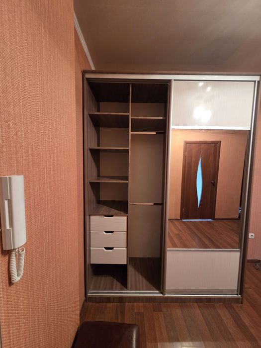 Продам шкаф 65000