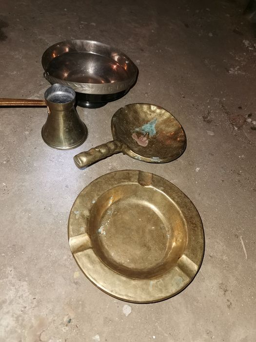 Антики. И старинни предмети. Цени по договаряне. Виж снимките.