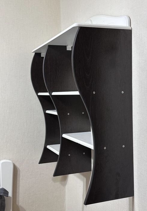 Полка в спальню