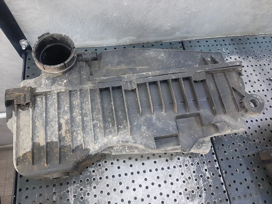 carcasa filtru aer 1.6b peugeot 307 9650644480  9654687880