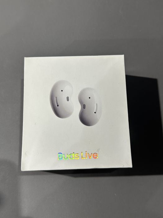 Беспроводные наушники  Samsung Galaxy Buds Live