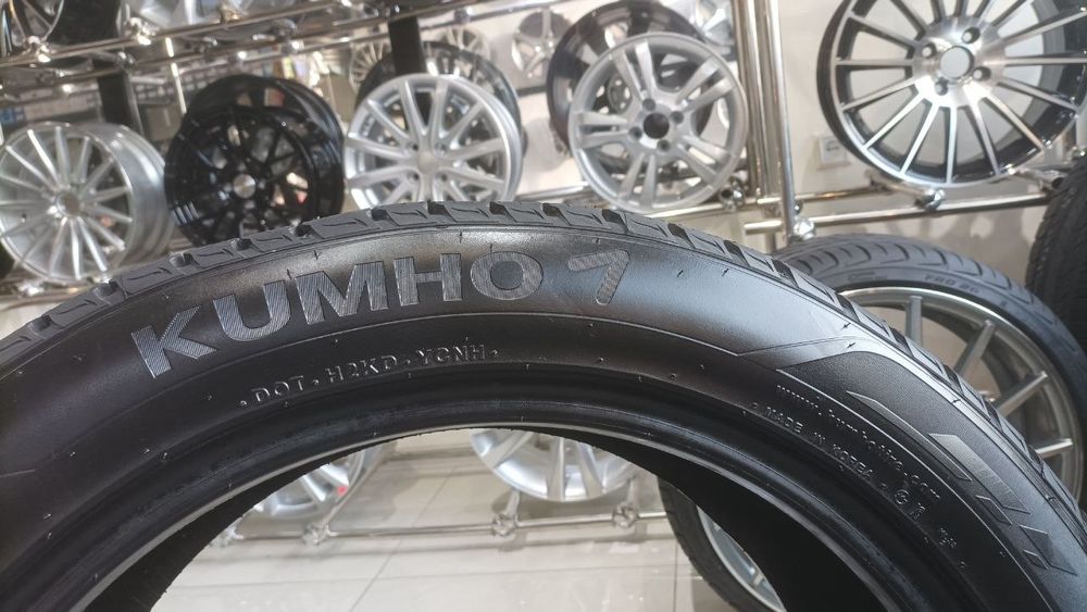 KUMHO grugen KL33 235/55R20