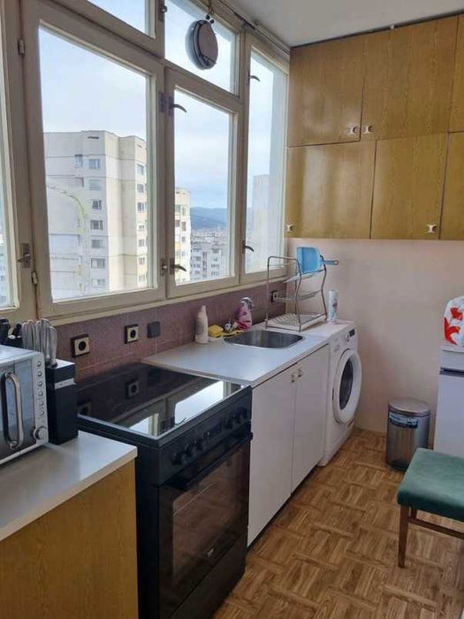 Дава се под наем Тристаен апартамент в София, Младост 3 - 72 кв.м за 509.49 € - Снимка #2
