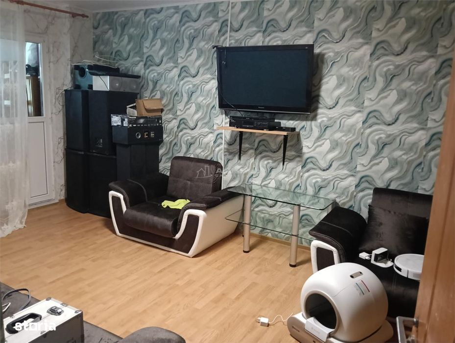 Apartament cu 3 camere-Bloc reabilitat-Teius-Stradal-Mobilat si utilat — fotografia 3