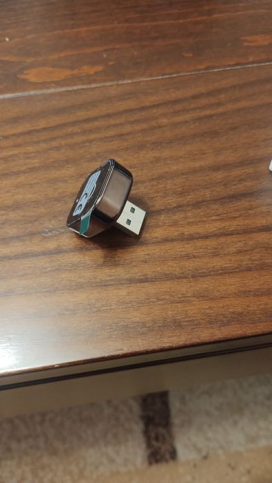 Безжичен адаптер за Car play и Android auto