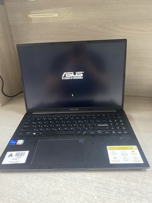 Asus vivobook в хорошем состояний