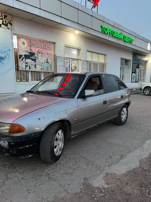 Опель астра  1993ж