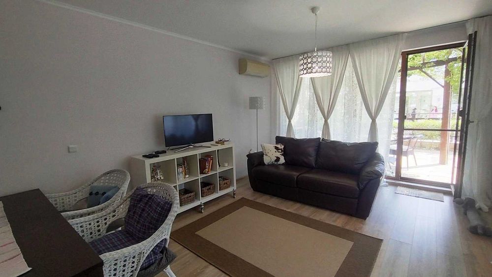 Продава се Двустаен апартамент в с. Шкорпиловци, Област Варна - 115 кв.м за 921 €/кв.м - Снимка #6