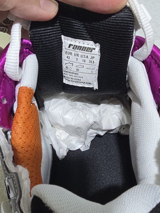 Sneakers Balenciaga Runner, marime 43