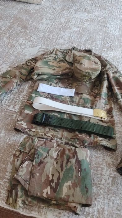 Военный форма мултикам