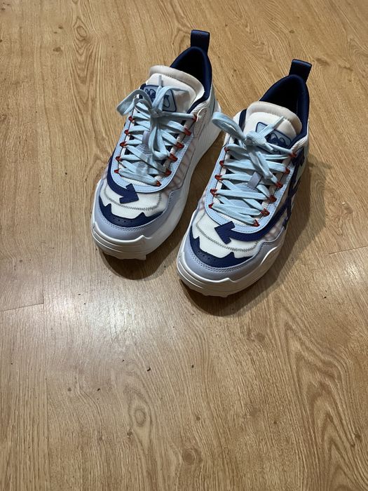 Vand Off-White Odsy 1000