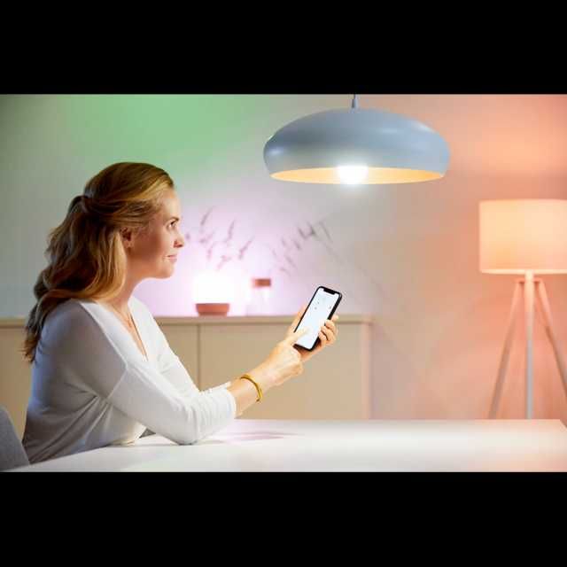 Смарт LED Kрушка Philips WIZ Димируема RGB Е27 100W 2200-6500К