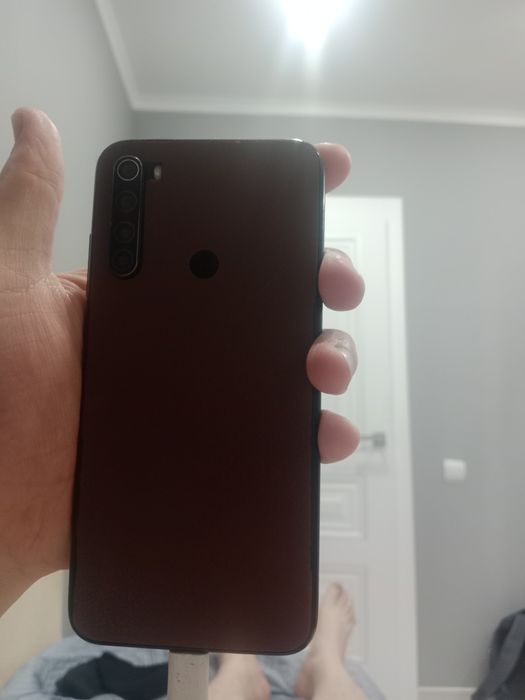 Продам  редми нот 8