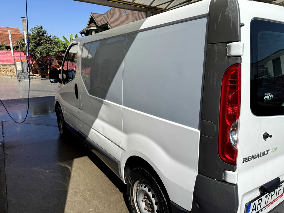 Renault Traffic 2012