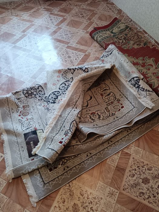 Срочно продам ковёр