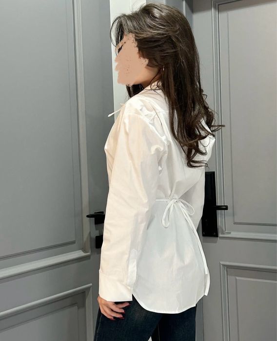 Рубашка белая приталенная