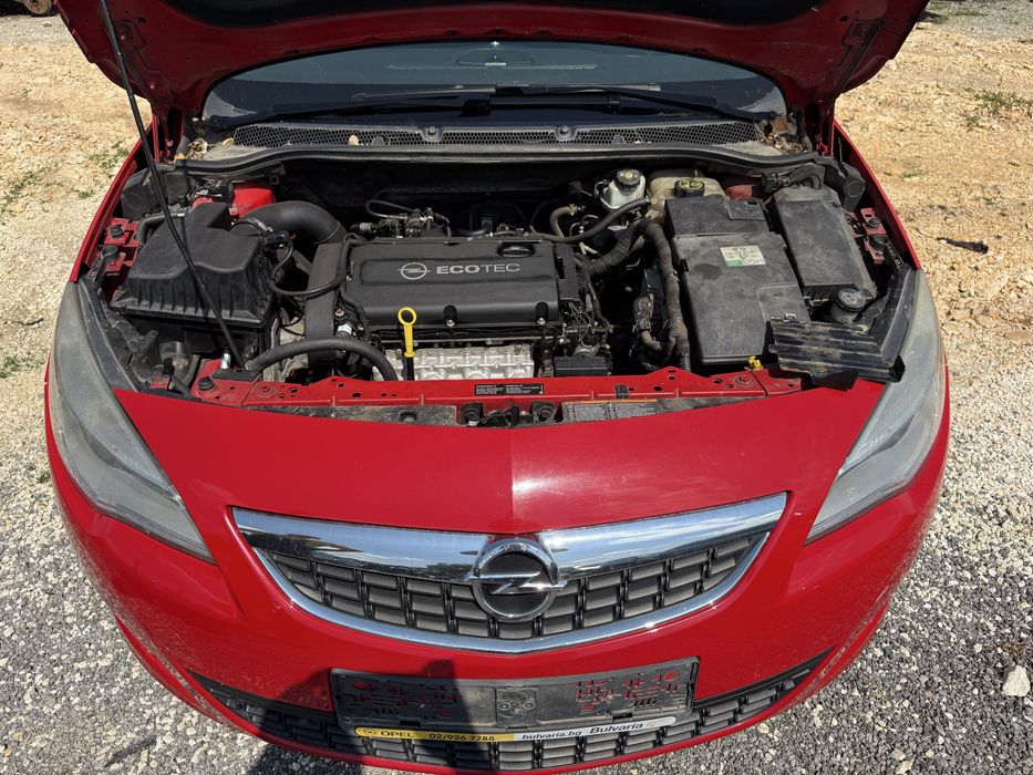 Opel Astra J 1.6 бензин 116 к.с. 2010 на части