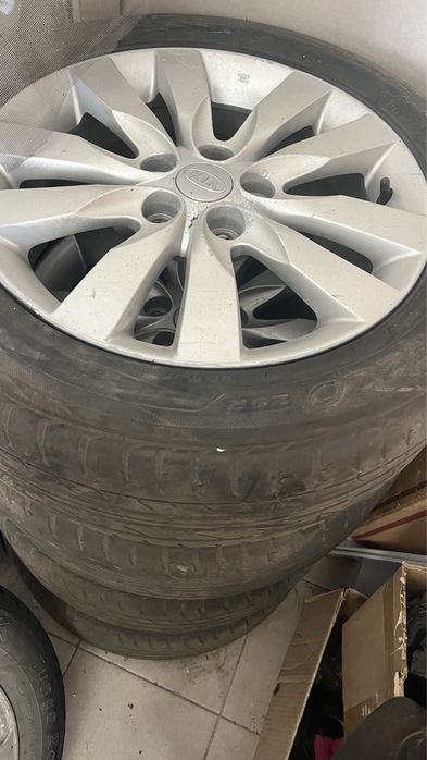 Шина с дисками размер 215/55/17