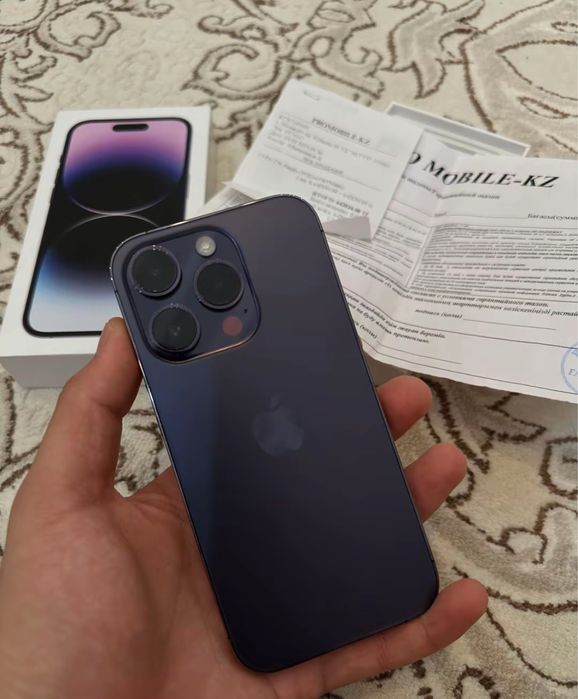 iPhone 14 pro……..