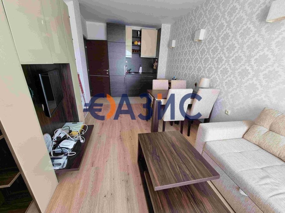 Продава се Двустаен апартамент в к.к. Слънчев бряг - 60 кв.м за 1500 €/кв.м - Снимка #4