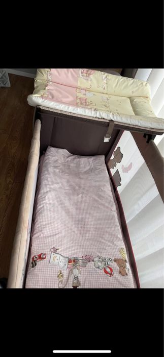Бебешка кошара с матрак и спален комплект