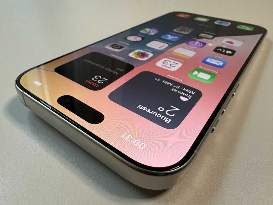  Apple / iPhone 16 Pro Max / 256 Gb / White / 100% Acumulator